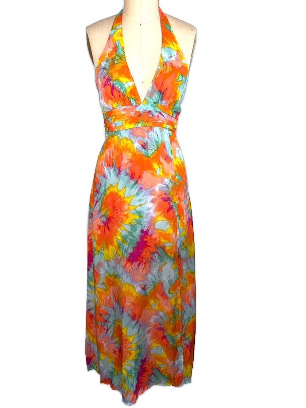 bohemian tie-dye halter maxi dress ♡